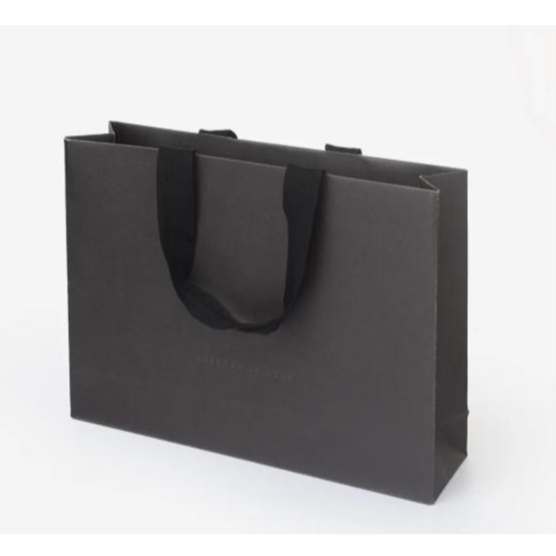 Luxusní matný dárkovýnákupní papírový taška s logem pro zakázkový balíček