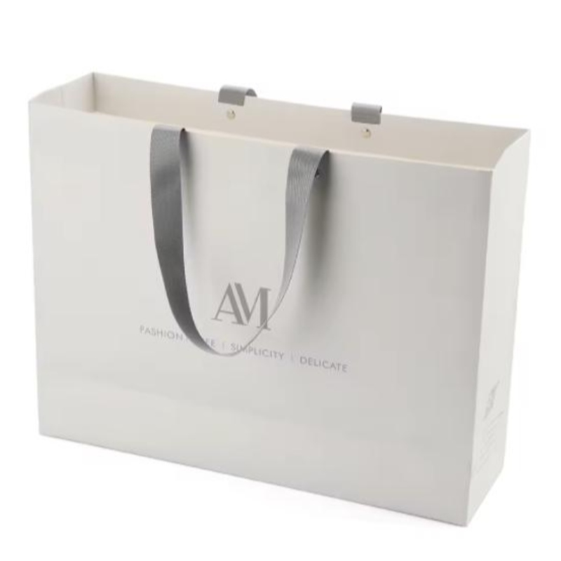 Velkoobchodna vlastní tištěné tištěné logo Nejlepší cenunakupování maloobchodní malé velké luxusní papírové tašky s vlastním logem